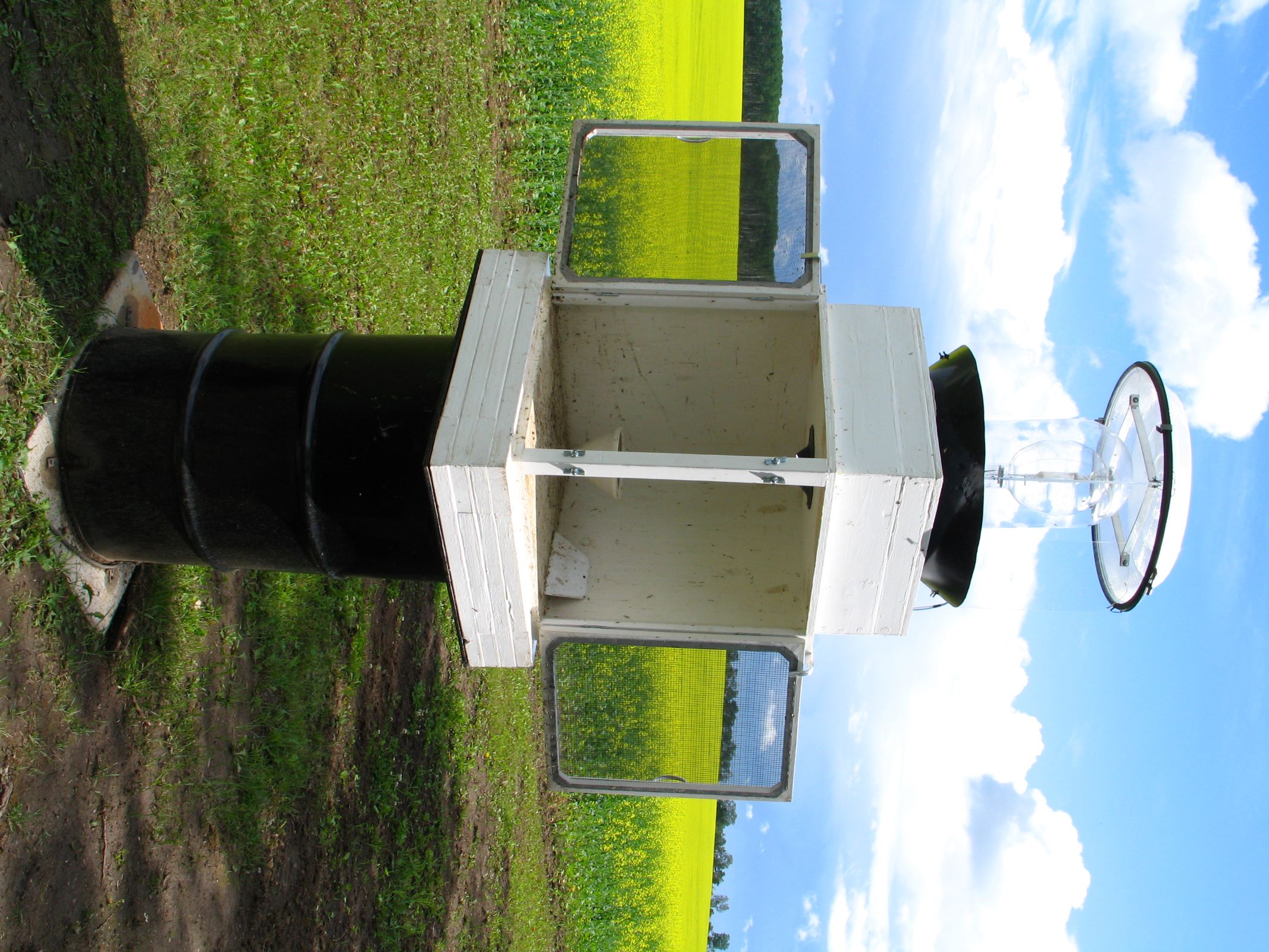 1000w trap small view 3.jpg