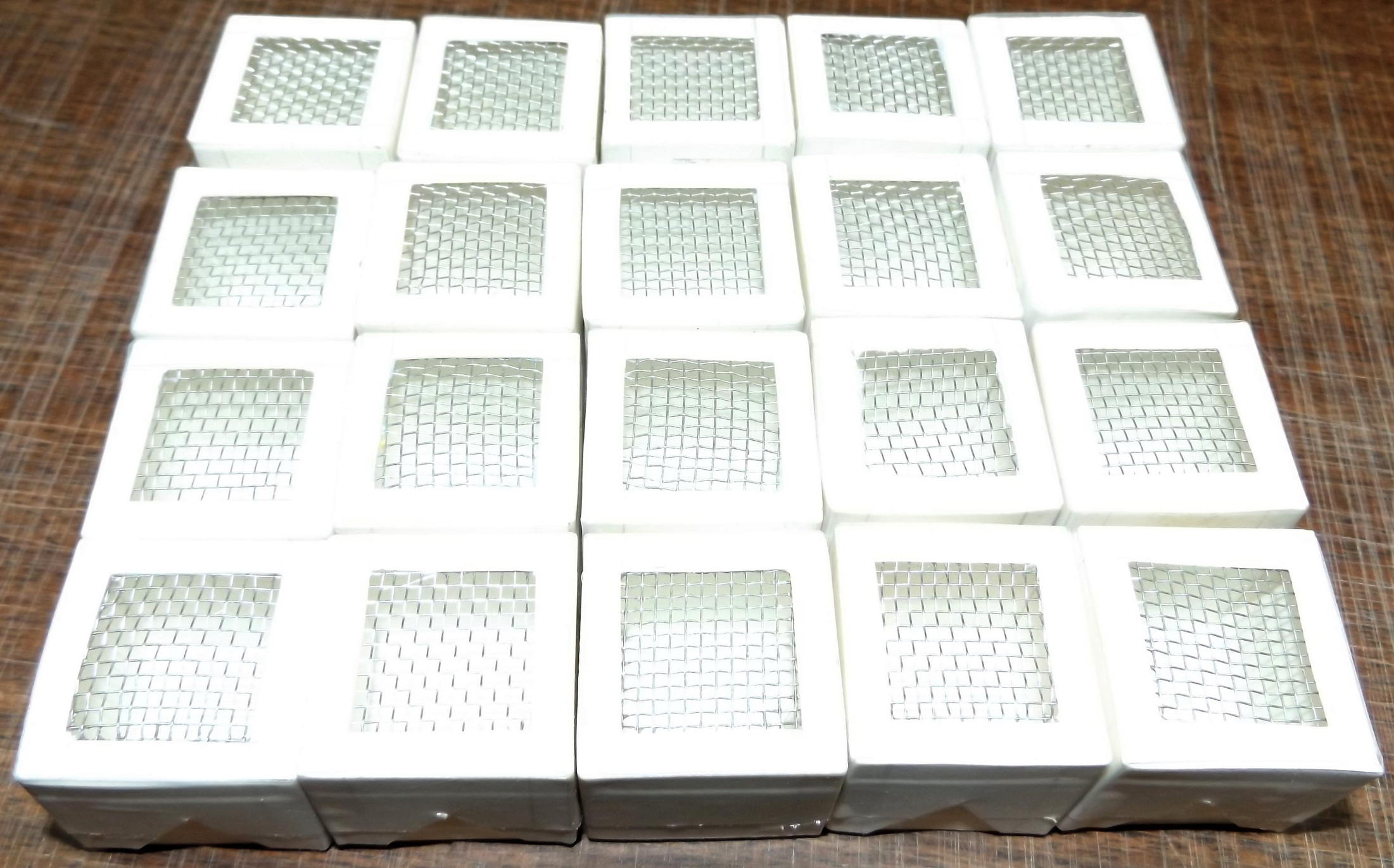 Fumigant boxDSCF4612 60%.JPG